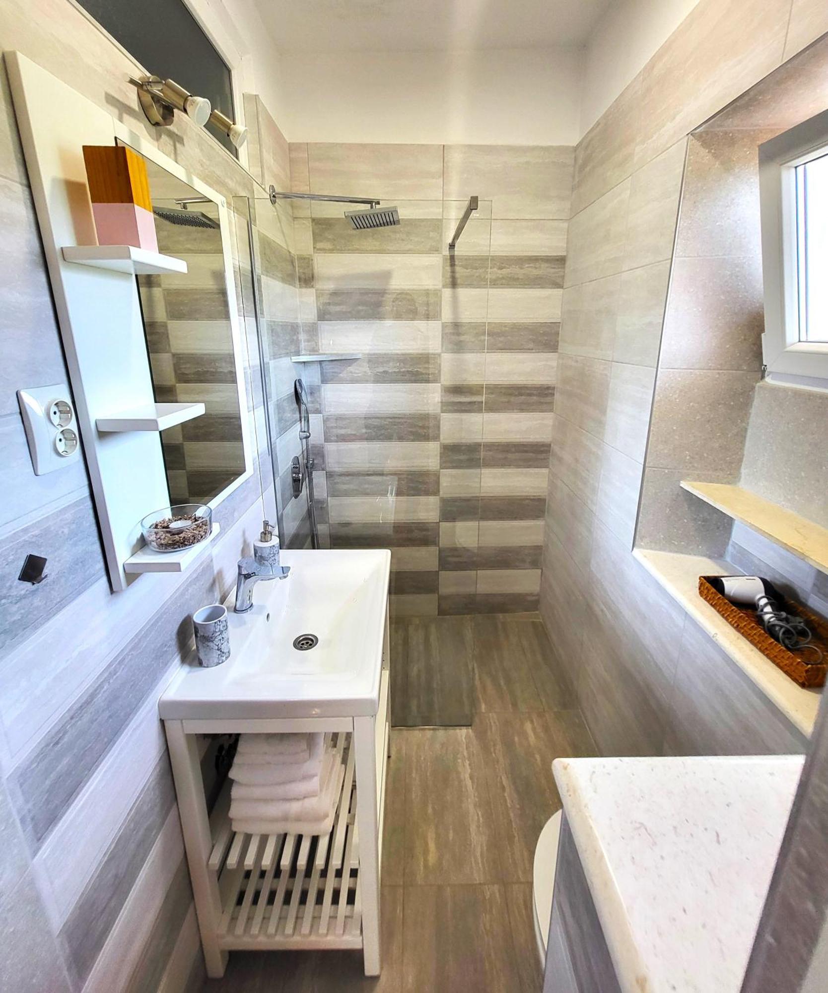 Apartments Vrisnik Jelsa  Zewnętrze zdjęcie